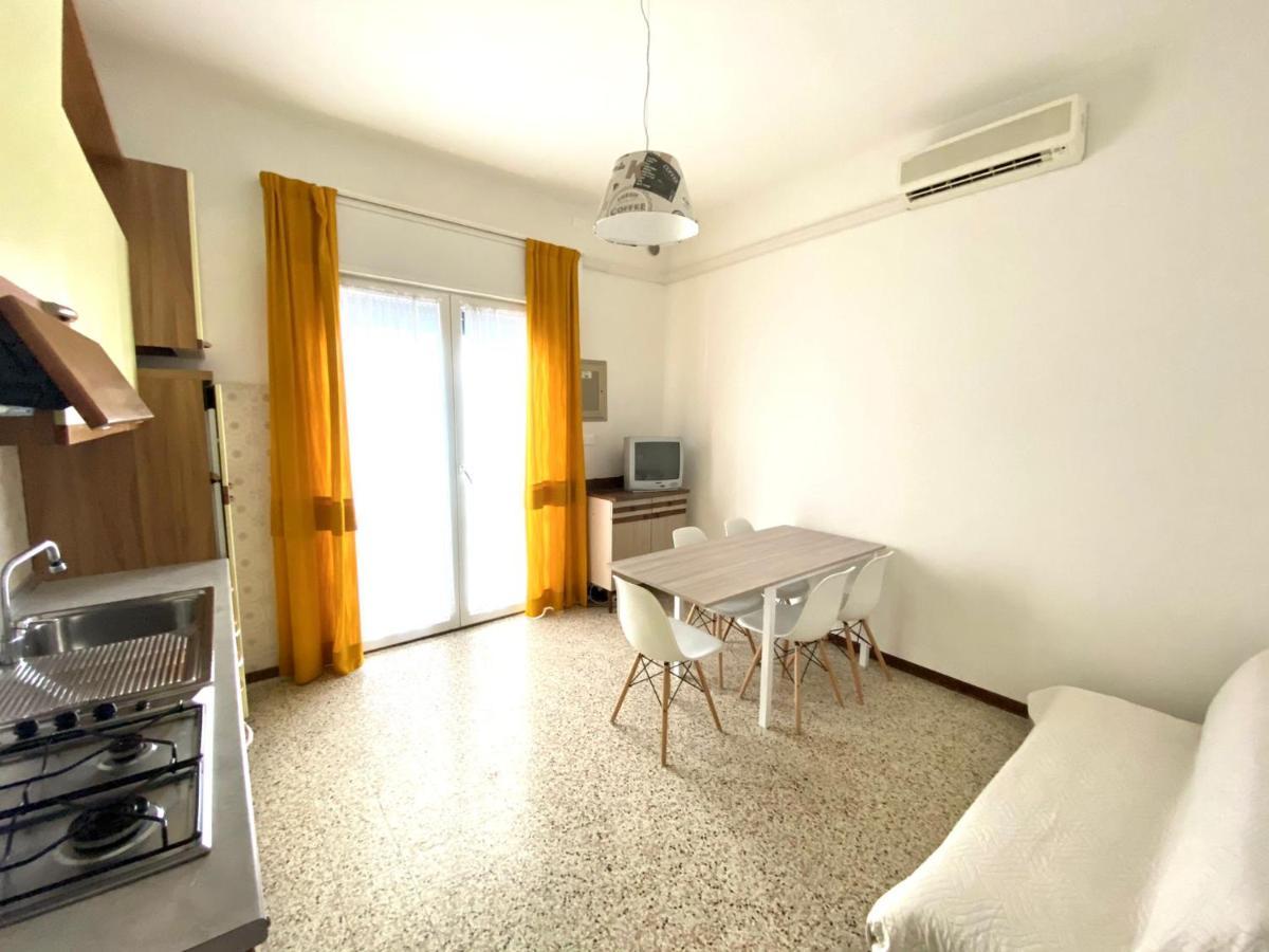 Euroresidence - Piazza Mazzini- 30 Mt Dal Mare - Immobil Relax Lido di Jesolo Exterior photo